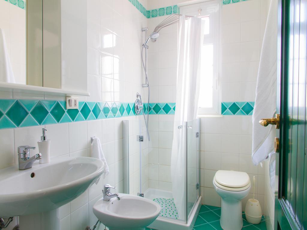 Gelso Bianco Apartments 캄포펠리체 디 로첼라 외부 사진